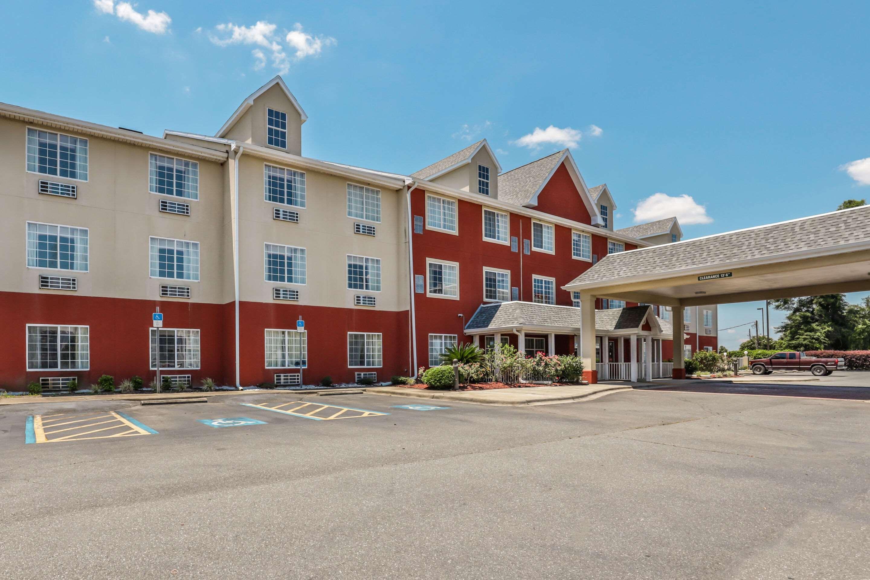 Econo Inn&suites -